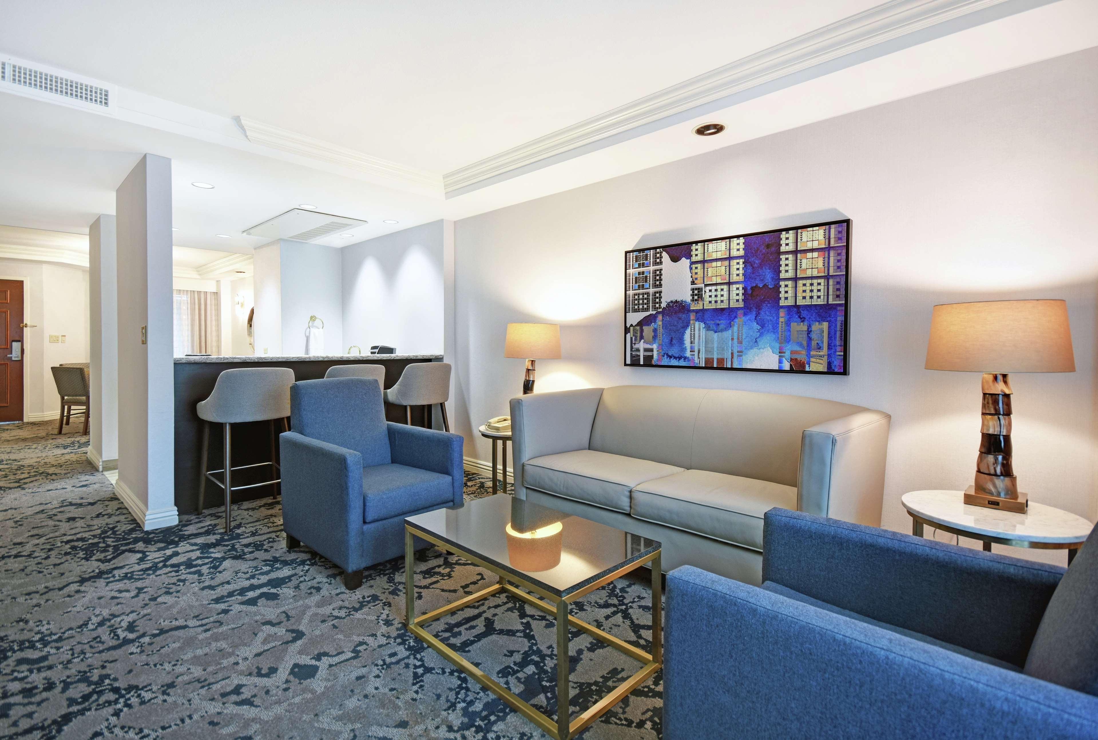 Embassy Suites Чарлстон Экстерьер фото