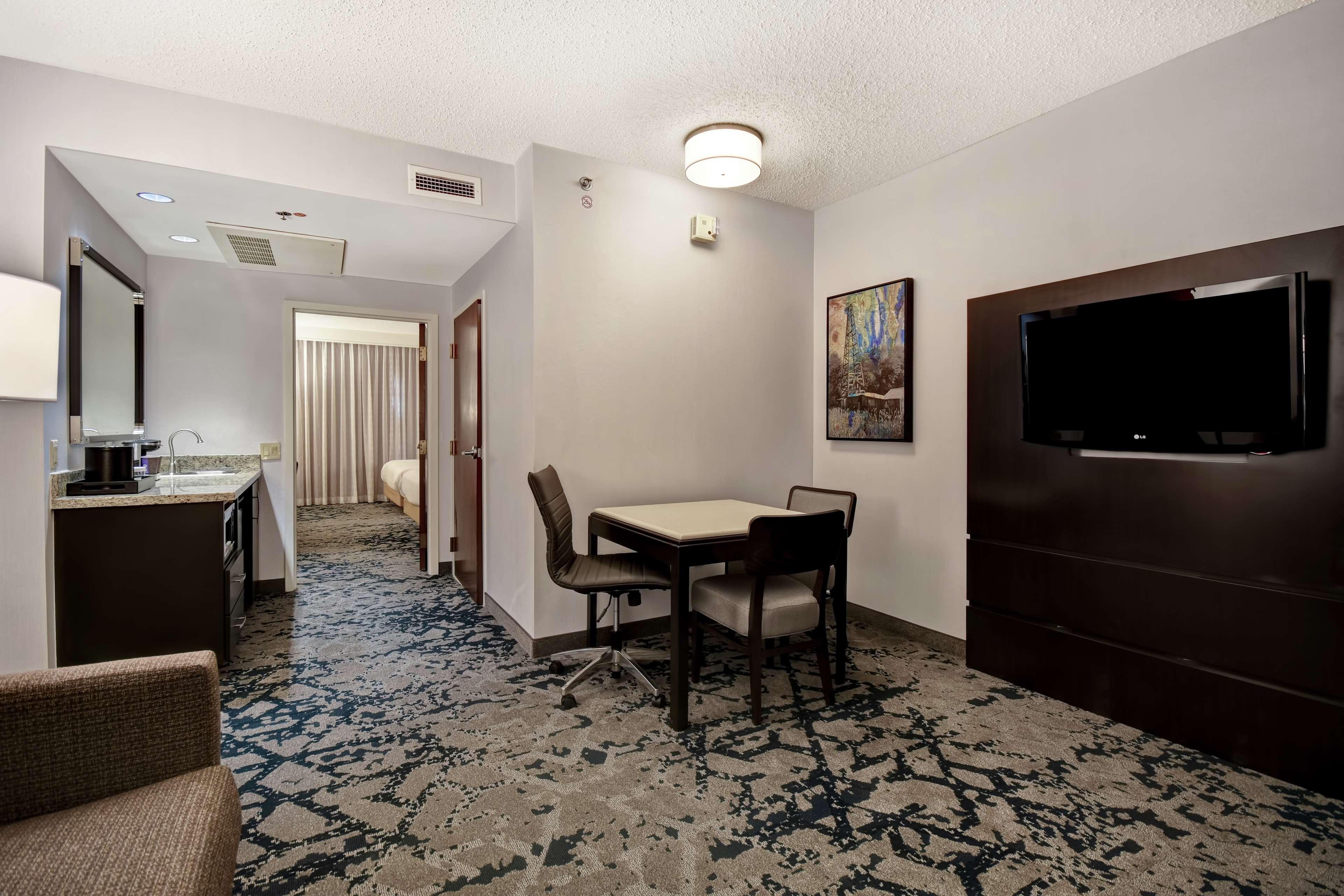 Embassy Suites Чарлстон Экстерьер фото