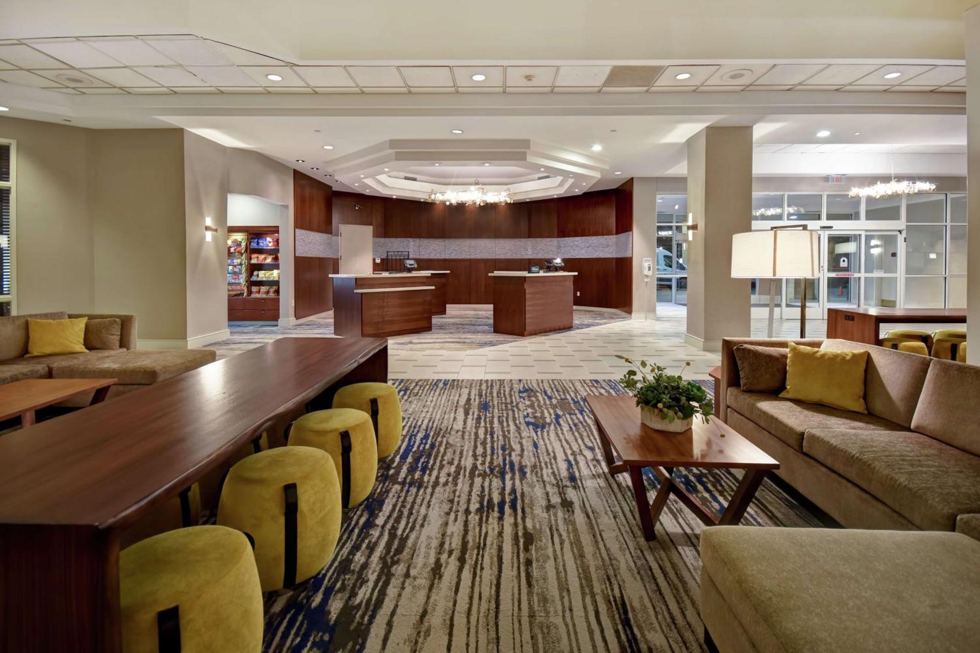 Embassy Suites Чарлстон Экстерьер фото
