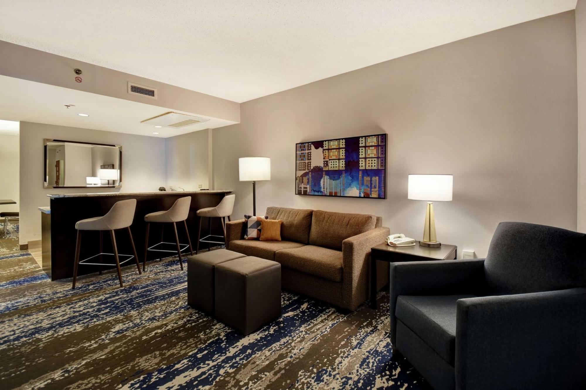Embassy Suites Чарлстон Экстерьер фото